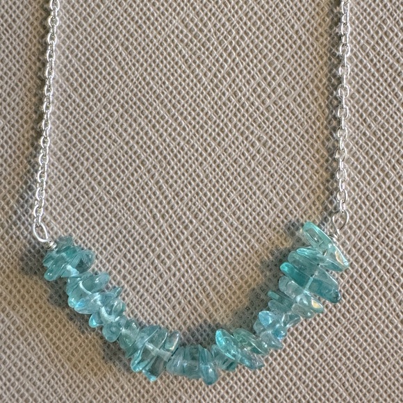 PURA VIDA Aquamarine Chip Choker - Picture 1 of 6